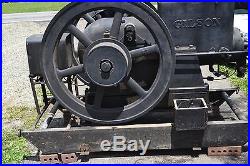 17 1/2 HP Gilson Hit and Miss Engine with flat belt clutch