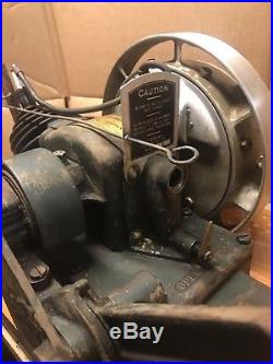 1931 Maytag Engine Origianal Paint Hit And Miss Antique Runs! Model 31