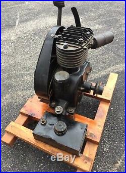 1936 Briggs And Stratton Y Gas Engine Motor Kick Start Hit And Miss RUNS GREAT