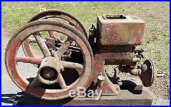 1 1/2HP Economy Hit & miss antique engine with Webster mag complete, unmolested