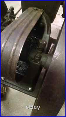 2 HP 1914 John Deere Hit & Miss Motor R&V Engines, Complete