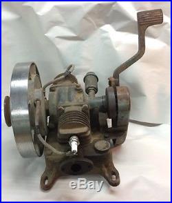 ANTIQUE 1938 MAYTAG MODEL 72-D TWIN CYLNDER ENGINE Hit And Miss Motor RUNS
