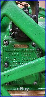 Antique 1929 Antique John Deere 1-1/2 HP Hit & Miss Gas Engine