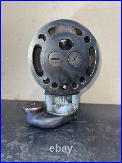 Antique 1 1/2 2 1/2HP IHC LA Gasoline Engine Head 3557D + Carburetor Hit Miss