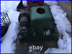 Antique Fairbanks Morse Model Z Gas Engine 1.5 H. P. Style D Liberty Magneto