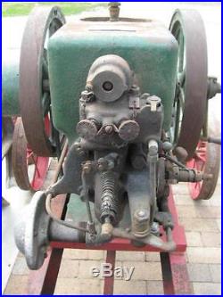 Antique Hit & Miss McCormick Deering Hit & Miss 3 HP Gas Engine w Cart & Crank