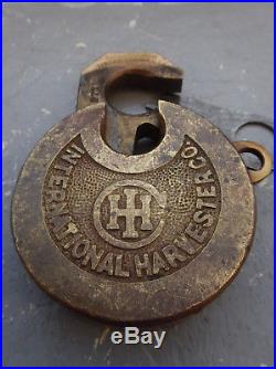 Antique INTERNATIONAL HARVESTER hit miss tractor engine pancake padlock lock key