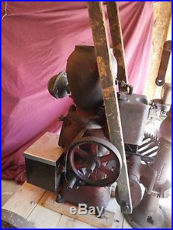 Antique Monitor Pump Jack & Stationary Engine-hit miss gas farm engine