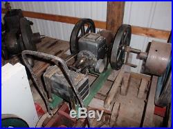 Antique Motor, Hit-N-Miss, GILSON, Old Gas Engine, 1 3/4hp