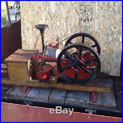 Antique Stationary Hit Miss Gas Engine, IHC Tom Thumb 1 hp Air-Cooled