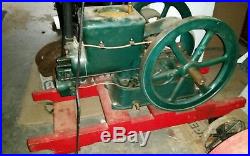 Antique old 3 Hp FAIRBANKS-MORSE Z Hit Miss Gas Engine with cart Steam Tractor