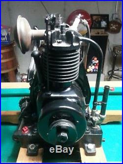 Briggs and Stratton Model FH Engine Motor Antique Original Hit Miss Gas Show