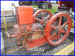 GREAT RUNNING 1 3/4HP UNITED HIT & MISS GAS ENGINE FARM L@@K! (WITH VIDEO)
