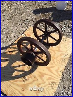 Great Original Paint Flywheels Associated Antique Hit And Miss Gas Engine