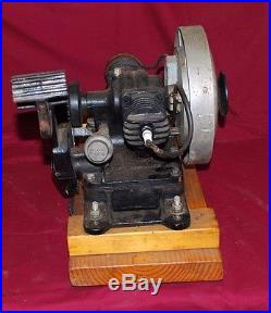 Great Running Maytag Model 72 Gas Engine Motor Hit & Miss Wringer Washer 100093X