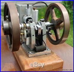 HIT AND MISS MODEL MECHANICAL ENGINE SMALL SCALE FULLY OPERATIONAL. STEAM POWER