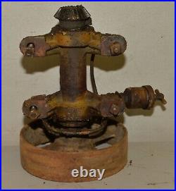 Hit & Miss engine pulley shaft oiler lubricator gear collectible antique tool
