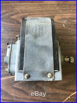 IHC International Harvester Type R Magneto Antique Hit And Miss Gas Engine