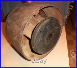 IHC LA or LB 1 1/2 2 1/2 and 3 -5hp CLUTCH PULLEY GAS ENGINE HIT AND MISS