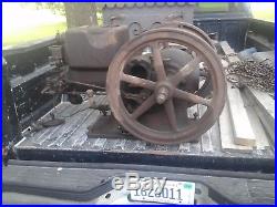 INTERNATIONAL model M Hit & Miss Engine 3 HP antique engine with CART