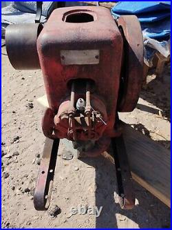 International Harvester Engine hit and miss hit n miss 1930s 1940s red
