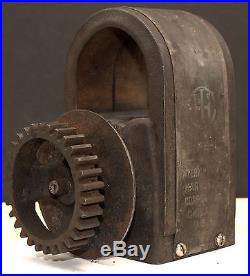 International Harvester Type L Hit And Miss Gas Engine One Cylinder Magneto