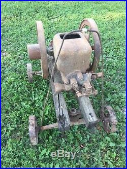 John Deere E 1 1/2 HP Hit and Miss Engine Barn Find On Original Cart For Restore