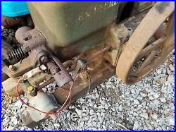 John Deere Model E 1 1/2 Hp Hit and Miss Engine original condition