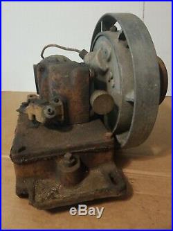Maytag Model 82 Gas Engine Hit & Miss Washing Machine Engine Antique Vintage
