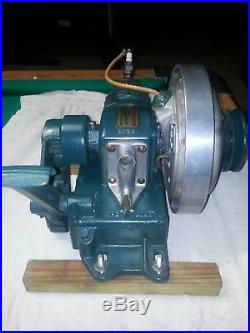 Maytag model 92/19 gas engine hit and miss motor (1937)