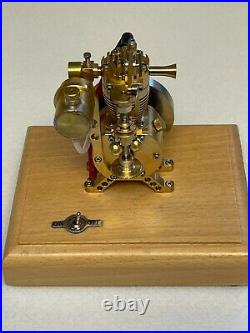 Miniature 1/8 scale model Hit and Miss Engine Gas IC Engine 1912 Design Flyball