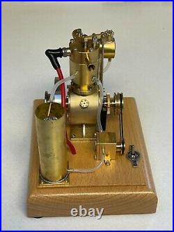 Miniature scale model Hit and Miss Engine Gas IC Engine 1911 Harley Design
