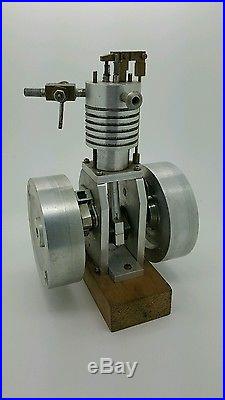 Model Hit And Miss Engine Vertical Gas Engine Machined From Castings