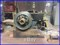 New Holland 1/2 hp 1/4 scale model hit miss engine
