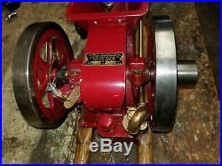 New Holland Scale Model Hit and Miss Gas Engine