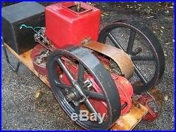 Old 1913 IHC FAMOUS 1hp Hit Miss Gas Engine Butter Churn Pulley Wheelbarrow Cart