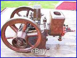 Old ASSOCIATED CHORE BOY Hit Miss Gas Engine Large Magneto Ignitor Steam Tractor