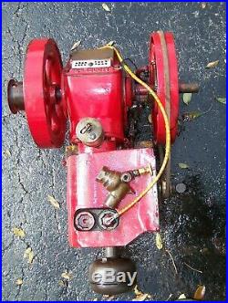 Old Early IDEAL Model R 11 Air Cooled Hit Miss Gas Engine Magneto Steam Oiler