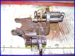 Old IHC 4hp FAMOUS TITAN Webster Magneto Ignitor Bracket Hit Miss Engine Steam