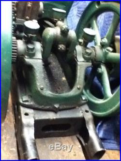 Old Original FAIRBANKS MORSE HEADLESS Z Hit Miss Gas Engine Steam Tractor NICE