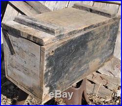 Original IHC International Famous Wood Battery Tool Box Hit Miss Gas Engine