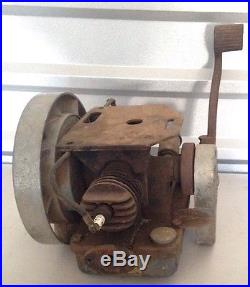 Running 1939 Maytag Model 72 Gas Engine Motor Hit & Miss Twin Cylinder Antique