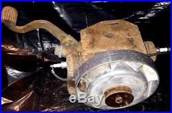 Running 1941 Maytag Model 72 Gas Engine Motor Hit & Miss Twin Cylinder Antique