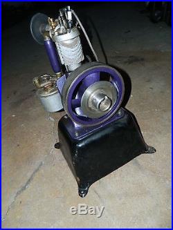 STANDARD Slant Fin Cream Separator Engine and Separator, Hit Miss Antique Oiler