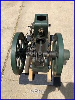 Small Early Nelson Brothers 1 1/2 HP Hit Miss Gas Engine Runs