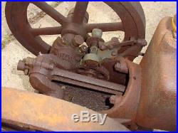 Small R & V Root And Vandervoort Hit Miss Gas Engine