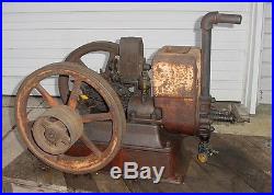 United Hit Miss Gas Engine Vintage Antique Flywheel Farm Motor 1 3/4 hp