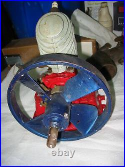 Vertical Air Cooled Maytag Gas Engine Hit Miss Vintage Antique Washing Machine