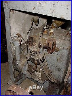 Vintage Antique LeRoi Two Cylinder Hit Miss Gas Engine Tractor Compressor Pump