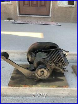 Vintage Hit And Miss Engine 4 Cycle Iron Horse Kick Start Engine